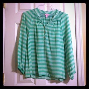 Pastel Lilly Pulitzer top 🐬